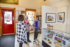Red Door Art Gallery