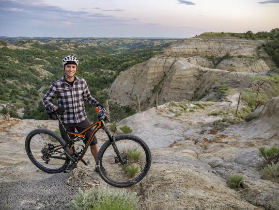 Biking on the Maah Daah Hey Trail